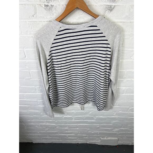 Karen Kane Women's Striped Long-Sleeve Pullover Sweater Gray/Black Size XL - Picture 2 of 5